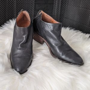 Lucky Brand Leather Ankle Booties